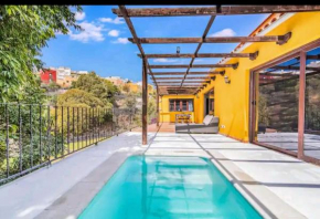 una casa canaria moderna
